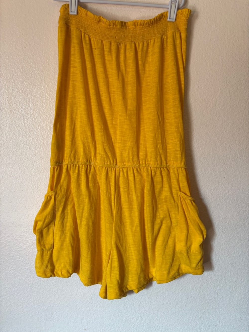 Derek Heart Women’s Y2K Yellow Strapless Summer Romper with Front Pockets Size M - Picture 7 of 8